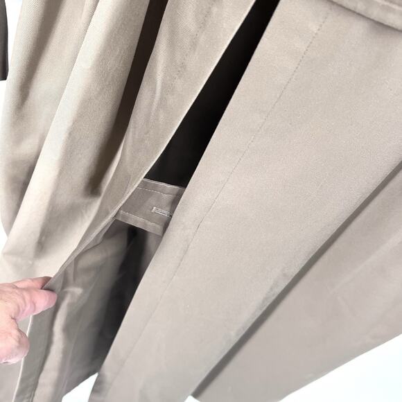Vintage Burberrys of London Tan Trench Coat with Nova Check Lining Mens 44 - Picture 9 of 16